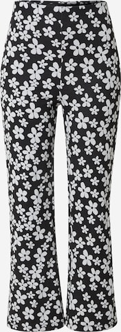 évasé Pantalon Monki en noir : devant