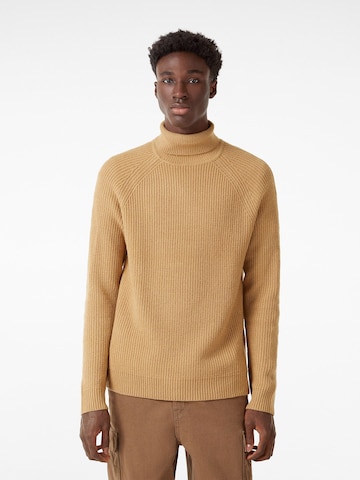 Bershka Sweater in Beige: front