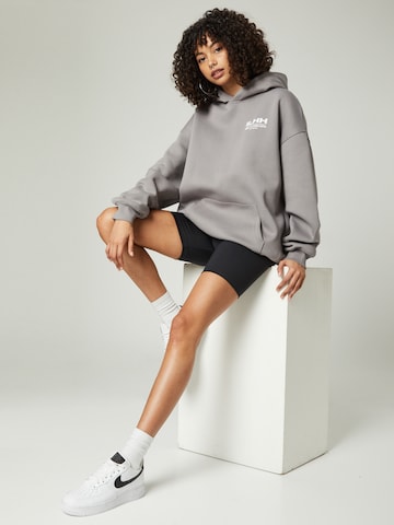 ILHH Sweatshirt 'Mika' in Grey