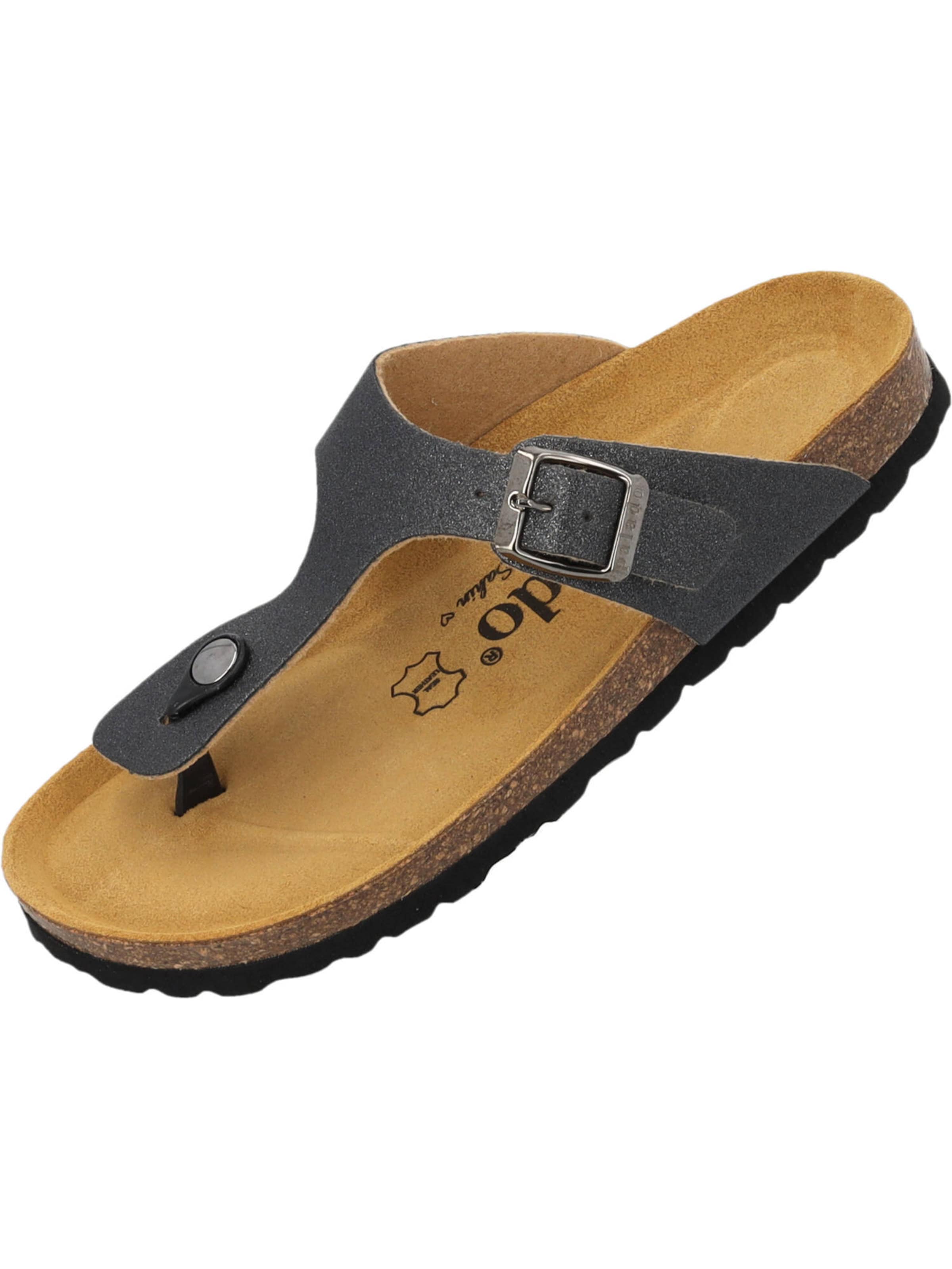 Palado by Sila Sahin Zehentrenner 'Kos Magnolia' in Schwarz: Vorderseite