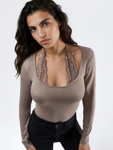 Hiccup Shirt in Brown