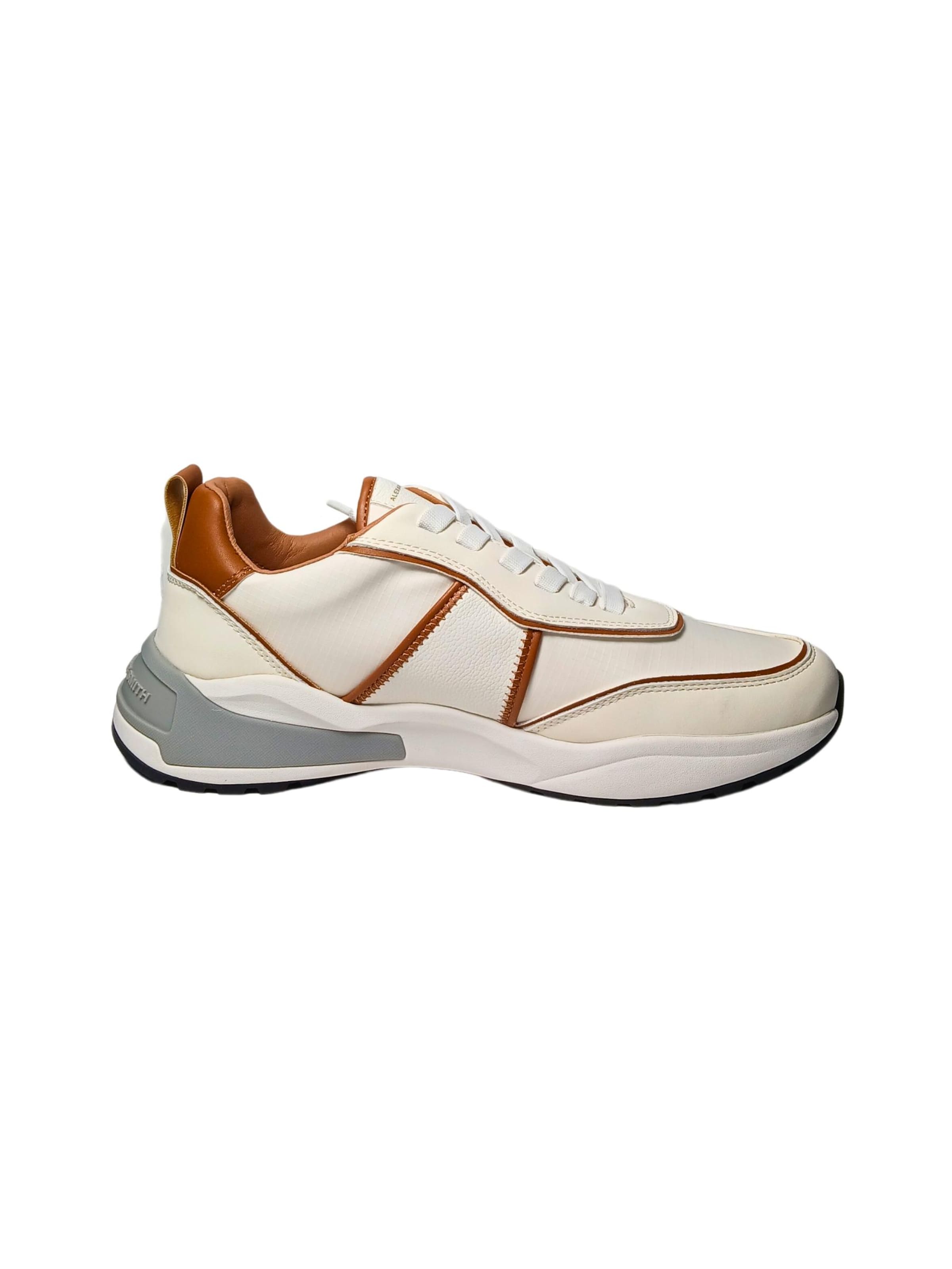 Alexander Smith Platform trainers in White: front