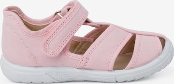 Pisamonas First-step shoe in Pink: front