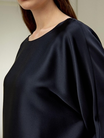Lilysilk - Blusa en azul