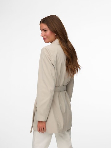 Manteau mi-saison 'VMChelseaanna' VERO MODA en gris