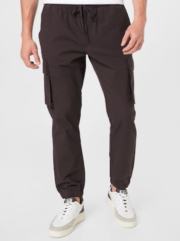 ABOUT YOU Cargo trousers 'Mailo' in Black: front