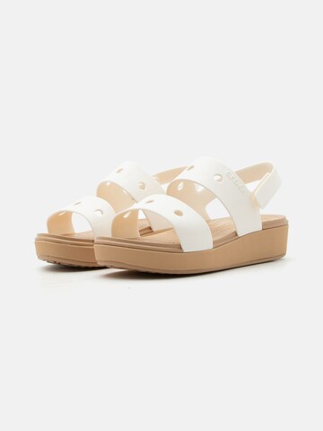 Crocs Σανδάλι 'Brooklyn' σε μπεζ