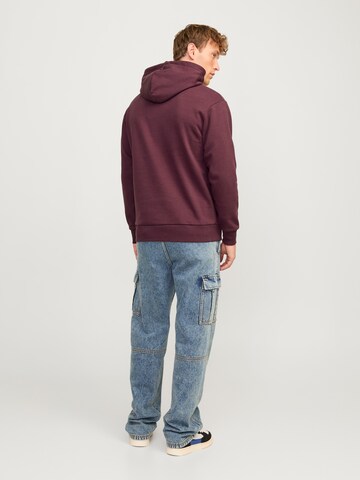 JACK & JONES - Sweatshirt 'JJECaleb' em vermelho