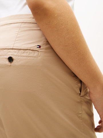 Tommy Hilfiger Curve Regular Chinoshorts in Beige