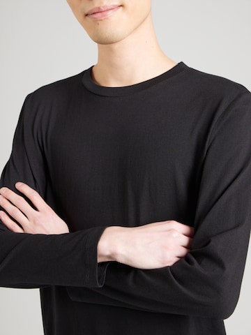 Tricou de la s.Oliver pe negru