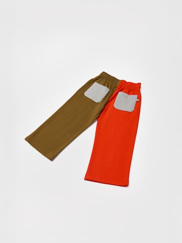 Maru + Bo Wide Leg Bukser 'TWO-TONE STRAIGHT LEG SWEATPANTS' i brun