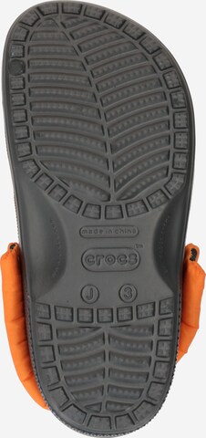 Crocs Sandaalid 'Naruto Classic', värv oranž