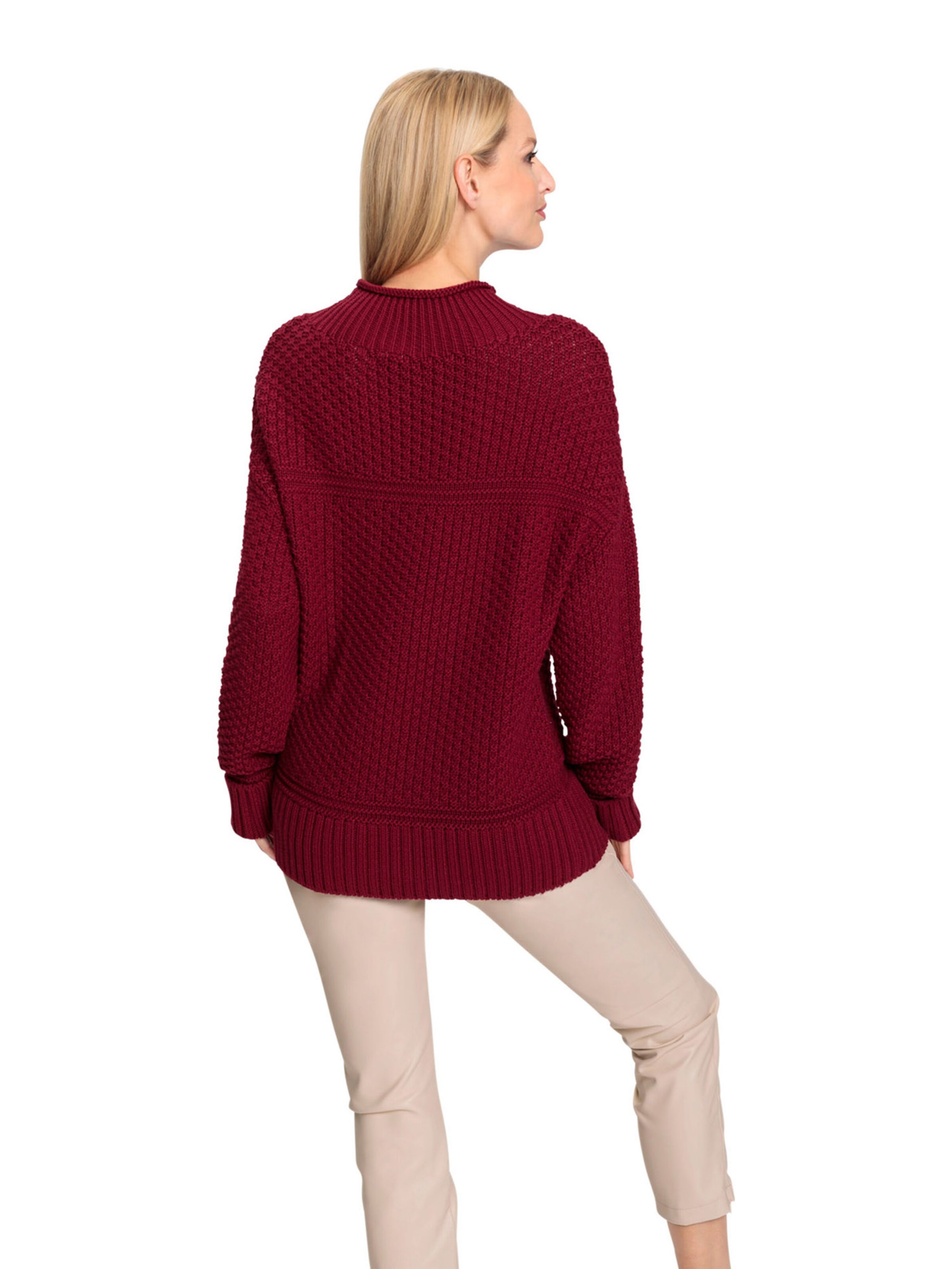 Pulover de la heine pe roșu