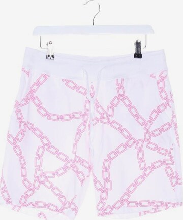 Juvia Bermuda / Shorts L in Pink: predná strana