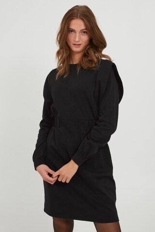 b.young Kleid in Schwarz: Vorderseite