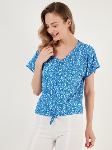 LELA Shirt in Blue: front