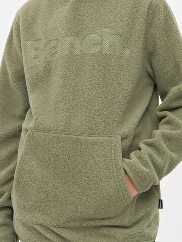 BENCH Sweatshirt 'Himala B' in Grün