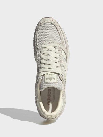 ADIDAS ORIGINALS Sneakers 'LA Trainer OG' in Grey