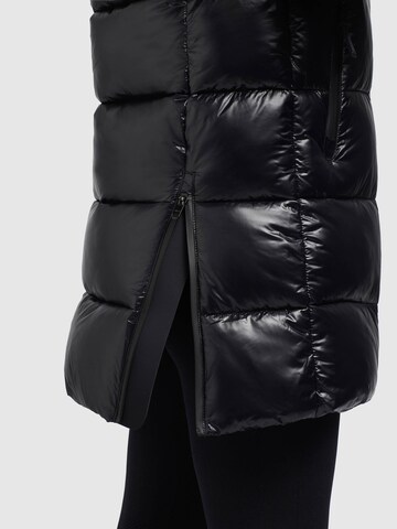 khujo Talvemantel 'Cardi', värv must