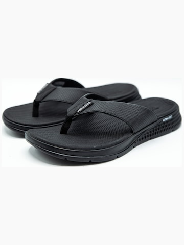 SKECHERS Teenslippers 'Skechers Go Consistent' in Zwart