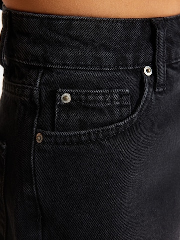 Trendyol - regular Vaquero en negro