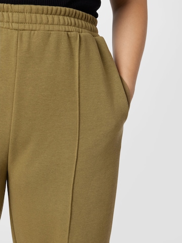 Wide leg Pantaloni de la Urban Classics pe verde