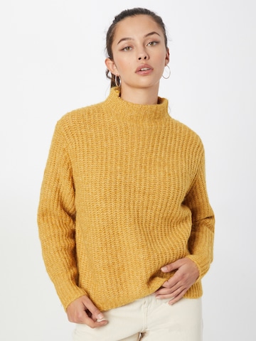 VERO MODA Sweater 'Daisy' in Yellow: front