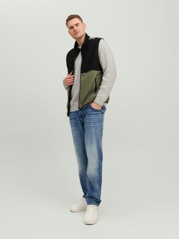 Jack & Jones Plus Vest in Green