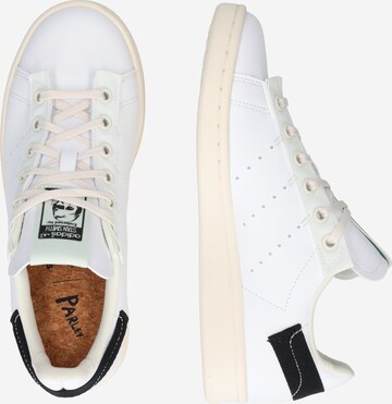 Baskets basses 'Stan Smith' ADIDAS ORIGINALS en blanc