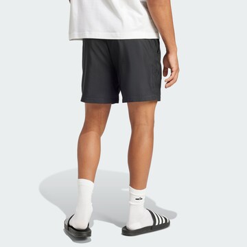 ADIDAS SPORTSWEAR Štandardný strih Športové nohavice 'Essentials' - Čierna