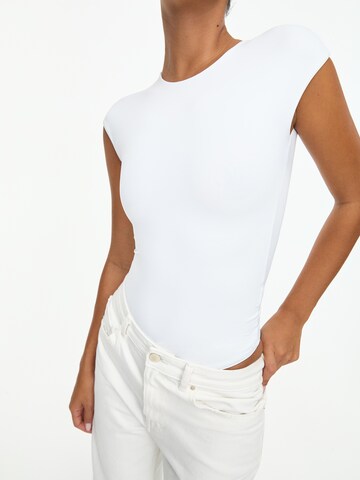 Pull&Bear Shirt Bodysuit in White