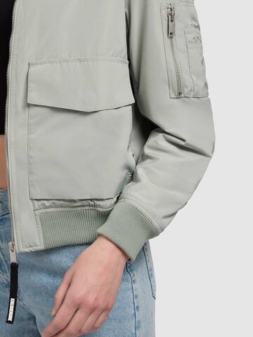 khujo - Chaqueta de entretiempo 'NOVA2' en verde