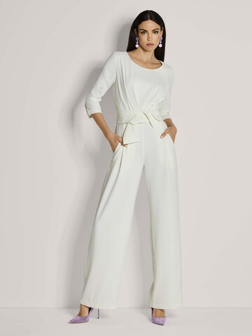 MADELEINE Jumpsuit in Wit: voorkant