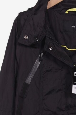 zero Jacket & Coat in M in Black