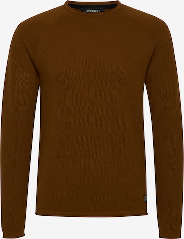 11 Project Sweater 'Dacio' in Brown: front