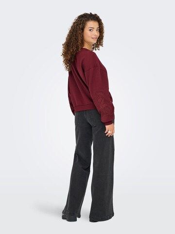 Sweat-shirt 'ONLBrooklyn' ONLY en rouge