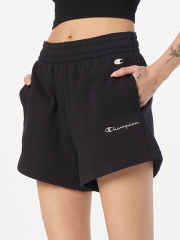 Champion Authentic Athletic Apparel Loosefit Shorts in Schwarz