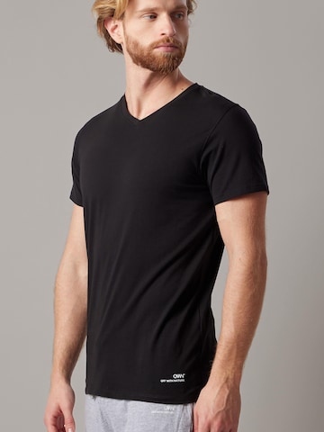 Maglietta di OWN Off With Nature in nero