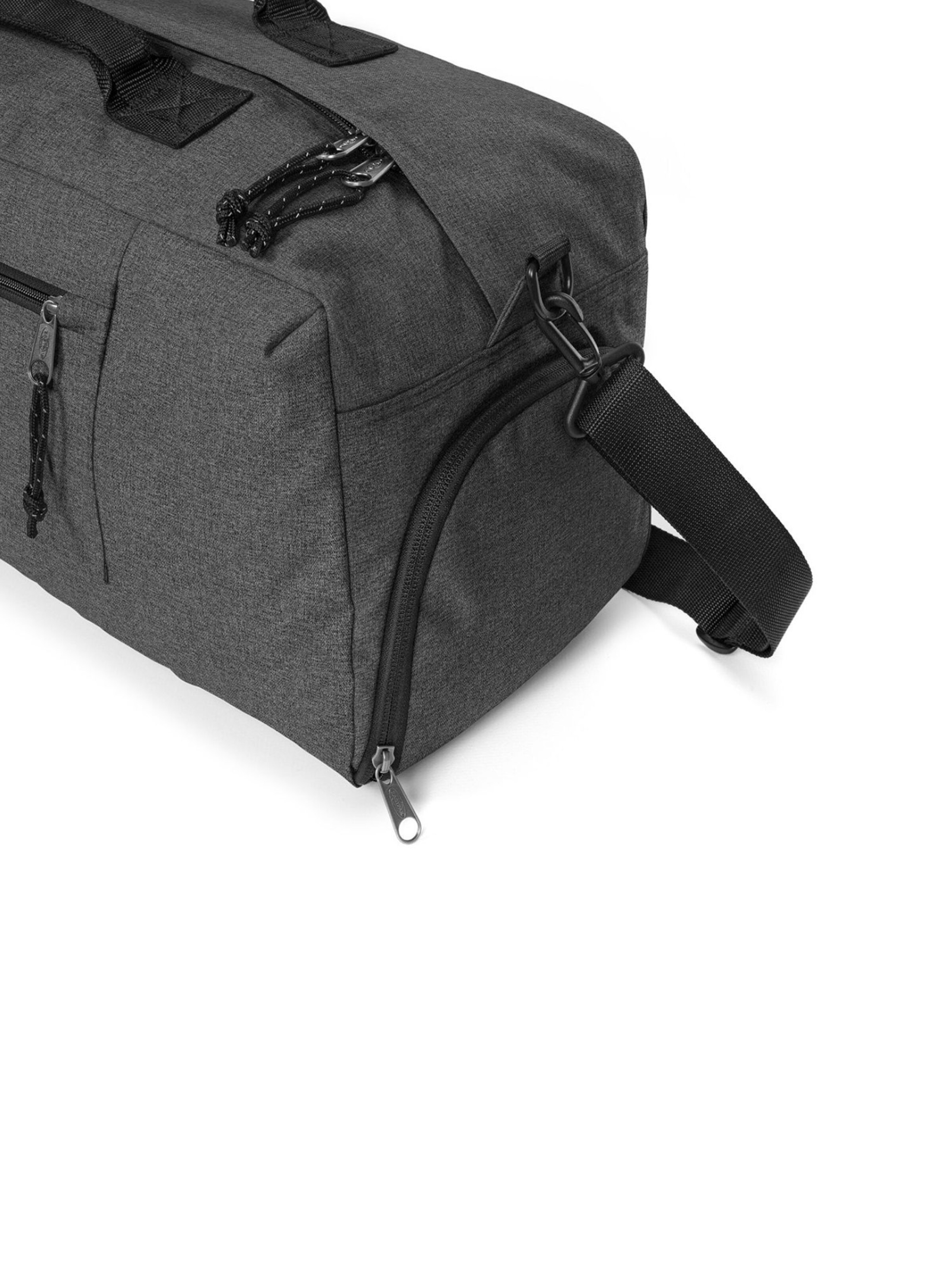 EASTPAK Rejsetaske i sort