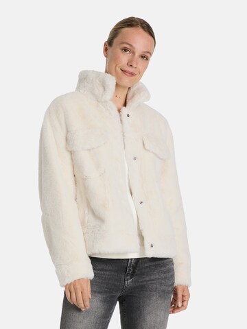 LIEBLINGSSTÜCK Between-Season Jacket in White: front