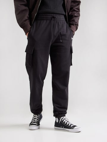 NEW ERA Zúžený Kapsáče – černá: přední strana