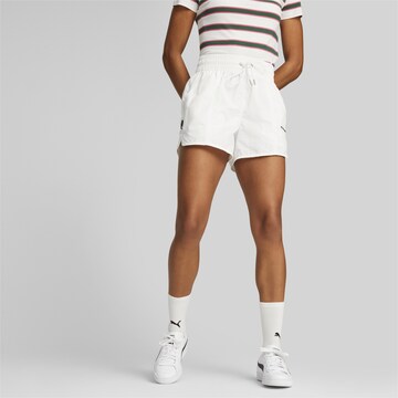 regular Pantaloni sportivi di PUMA in bianco: frontale