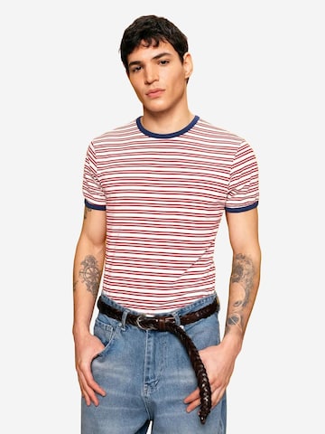 Maglietta di Giesto in rosso: frontale