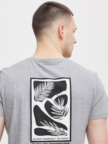 BLEND - Camisa em cinzento