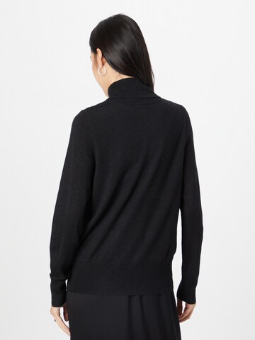 QS Sweater in Black