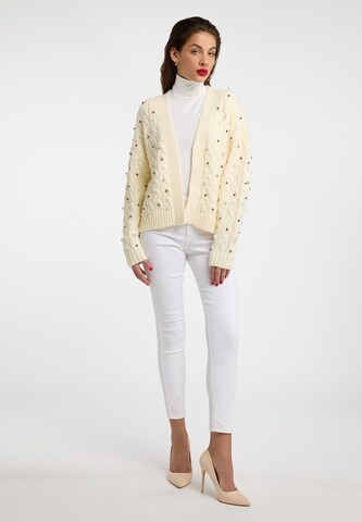 Cardigan faina en blanc