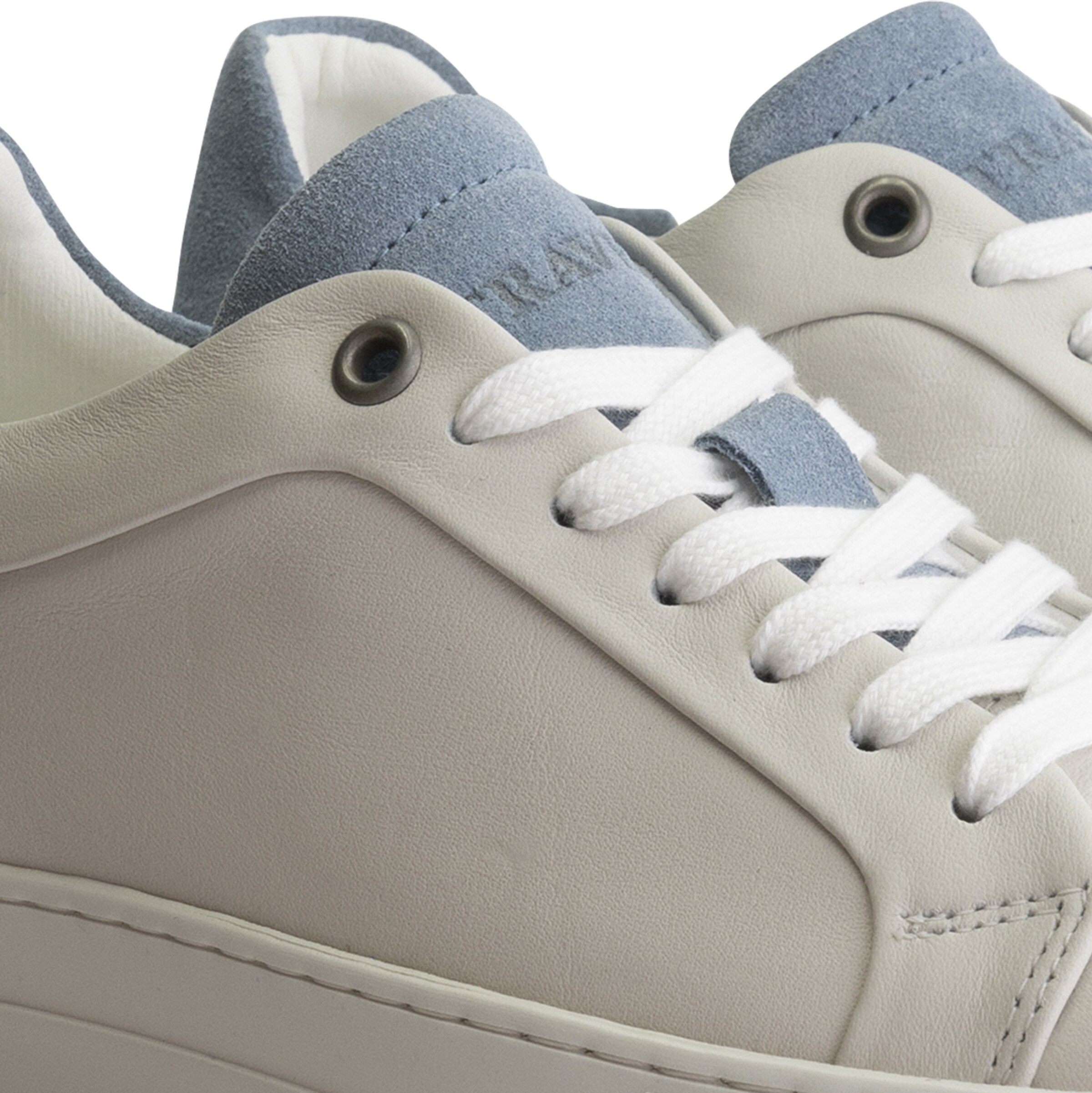 Travelin Platform trainers 'Santec ' in White