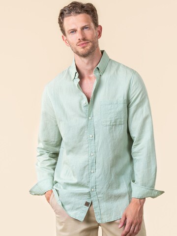 Living Crafts Comfort fit Button Up Shirt 'ROB' in Green