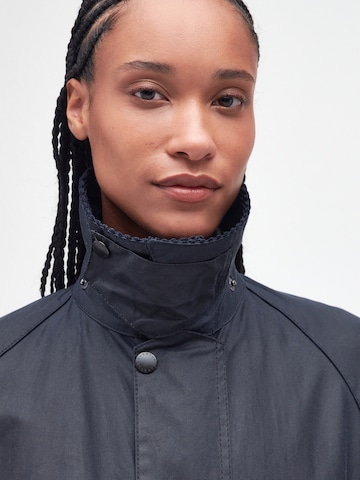 Veste mi-saison 'Beaufort' Barbour en bleu