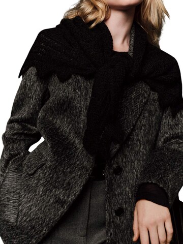 MANUKA Scarf in Black